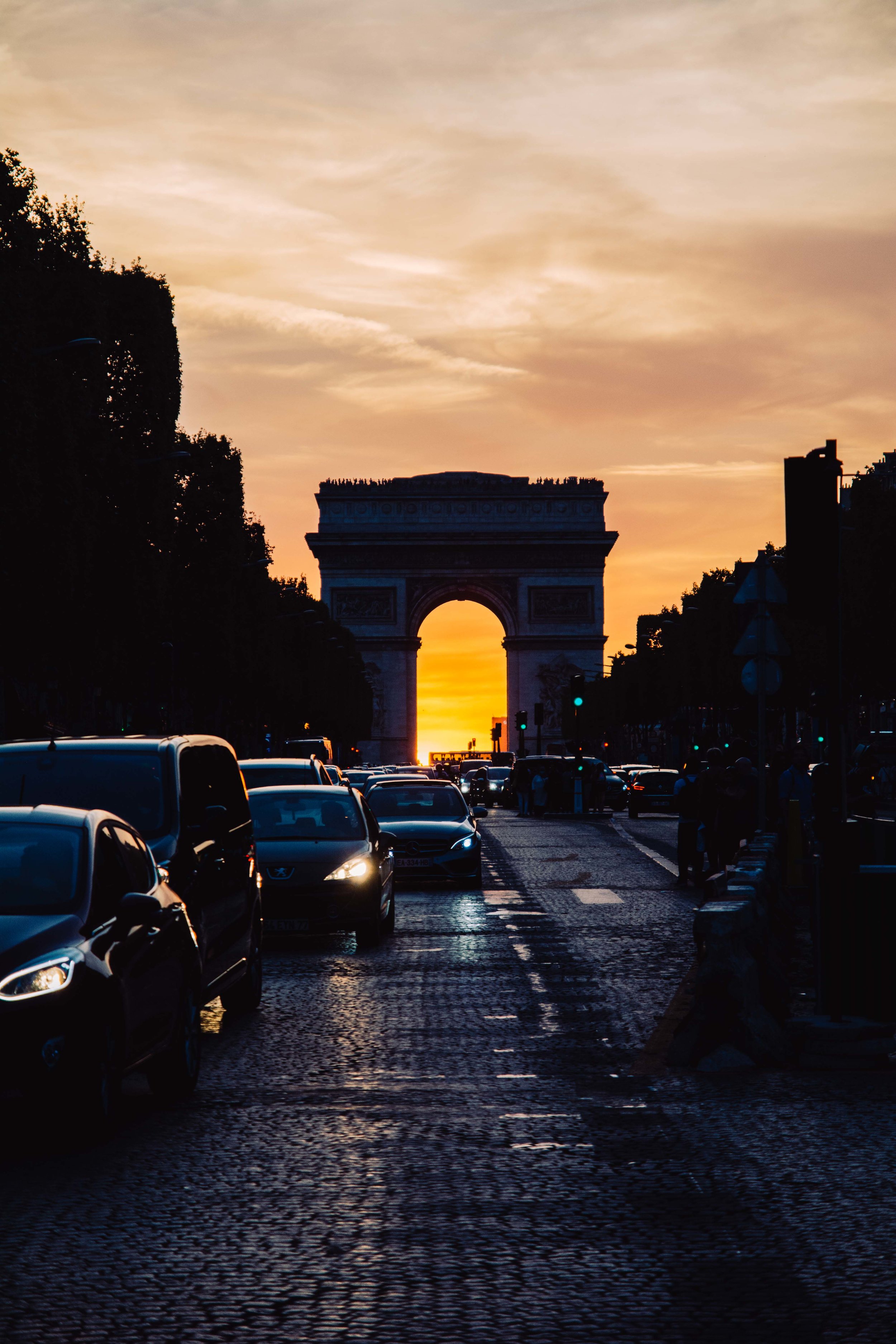 les-champs-elysees-joe-dassin